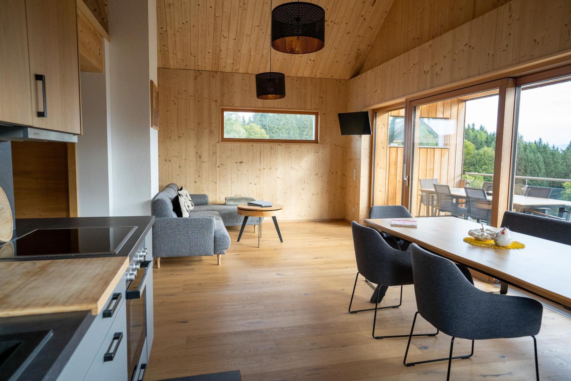 Holzhaus "Zum Schwarz'N" Apartamento Aurach am Hongar Exterior foto